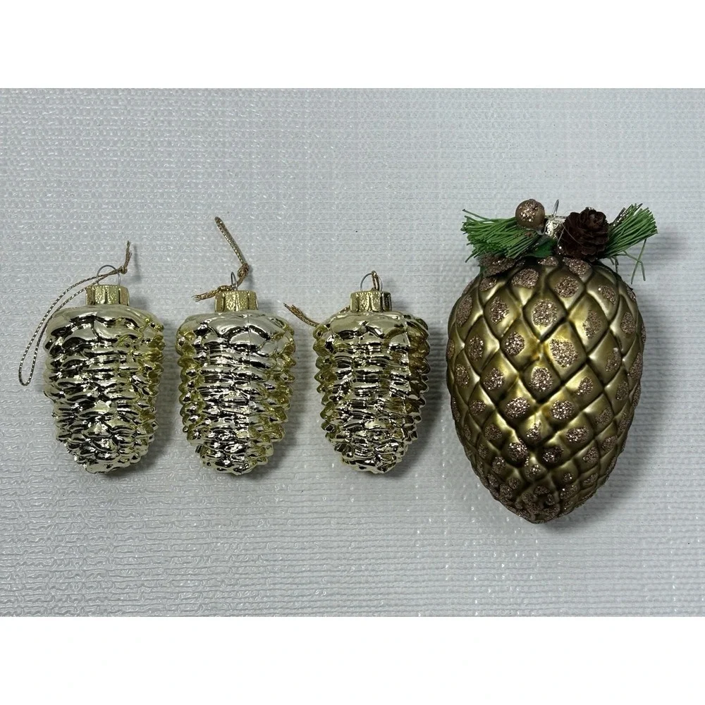 4 Vintage Pinecone Christmas Holiday Tree Ornaments Granny‎ Core Country Core